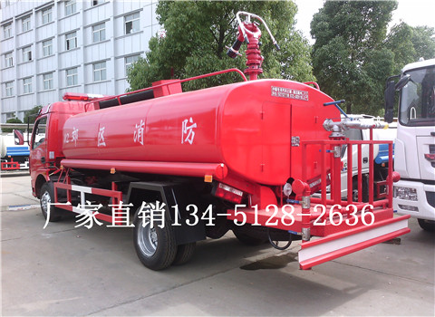 東風(fēng)多利卡6-8噸消防灑水車