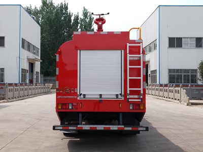 3.5噸雙排四驅(qū)森林水罐消防車(chē)